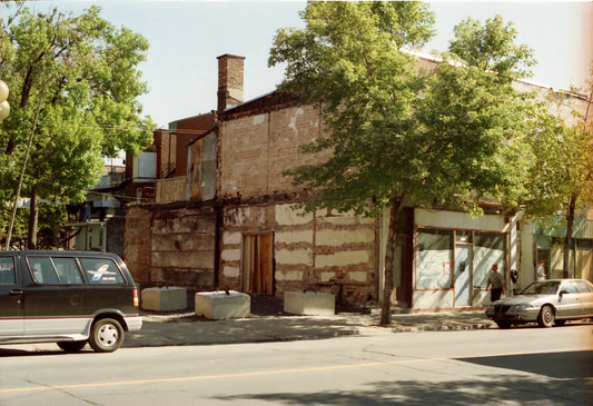 Terrain vacant à l'est du 4212 Ste-Catherine est