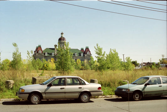 Terrain vacant, rue de Rouen en arrière de l'ancien marché Maisonneuve