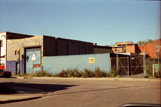 Bâtiment industriel inconnu 585 Préfontaine