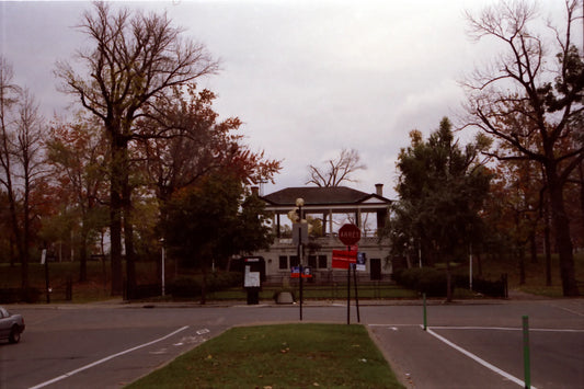 Avenue Morgan vue du kiosque du parc Morgan