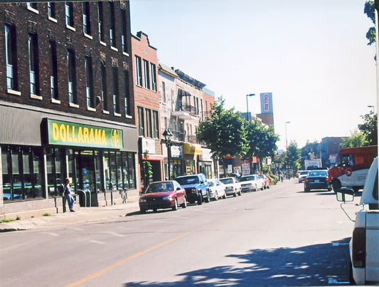 Rue Ontario est coin d'Orléans