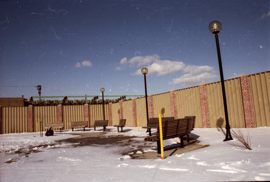 Petit parc devant le poste Jeanne d'Arc Hydro-Québec