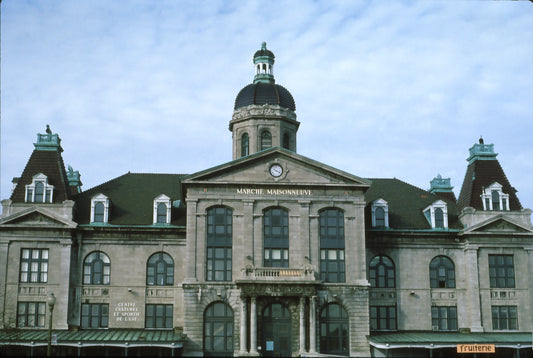 Façade du Marché Maisonneuve