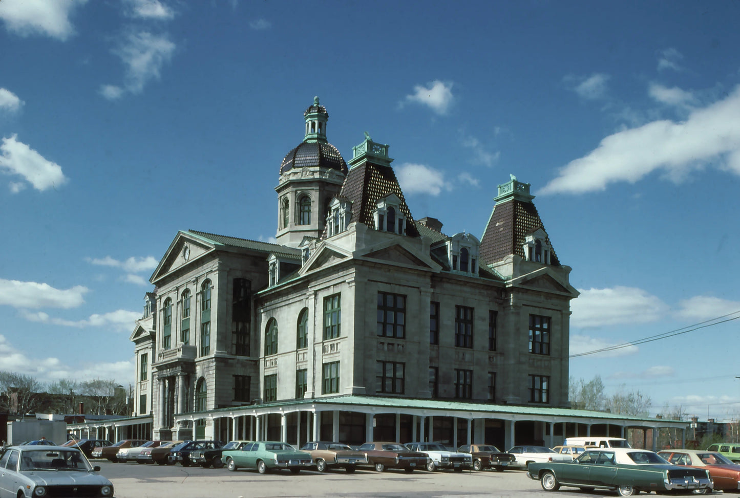 Façade Marché Maisonneuve