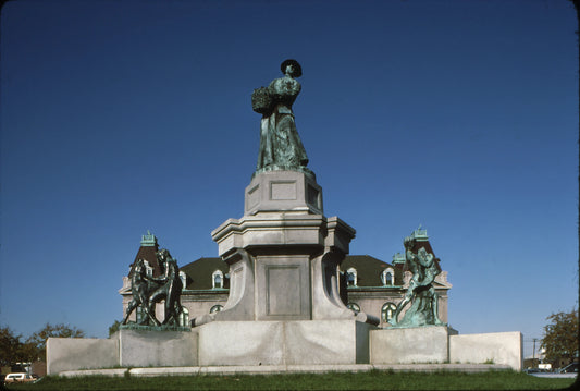 Monument du Marché Maisonneuve