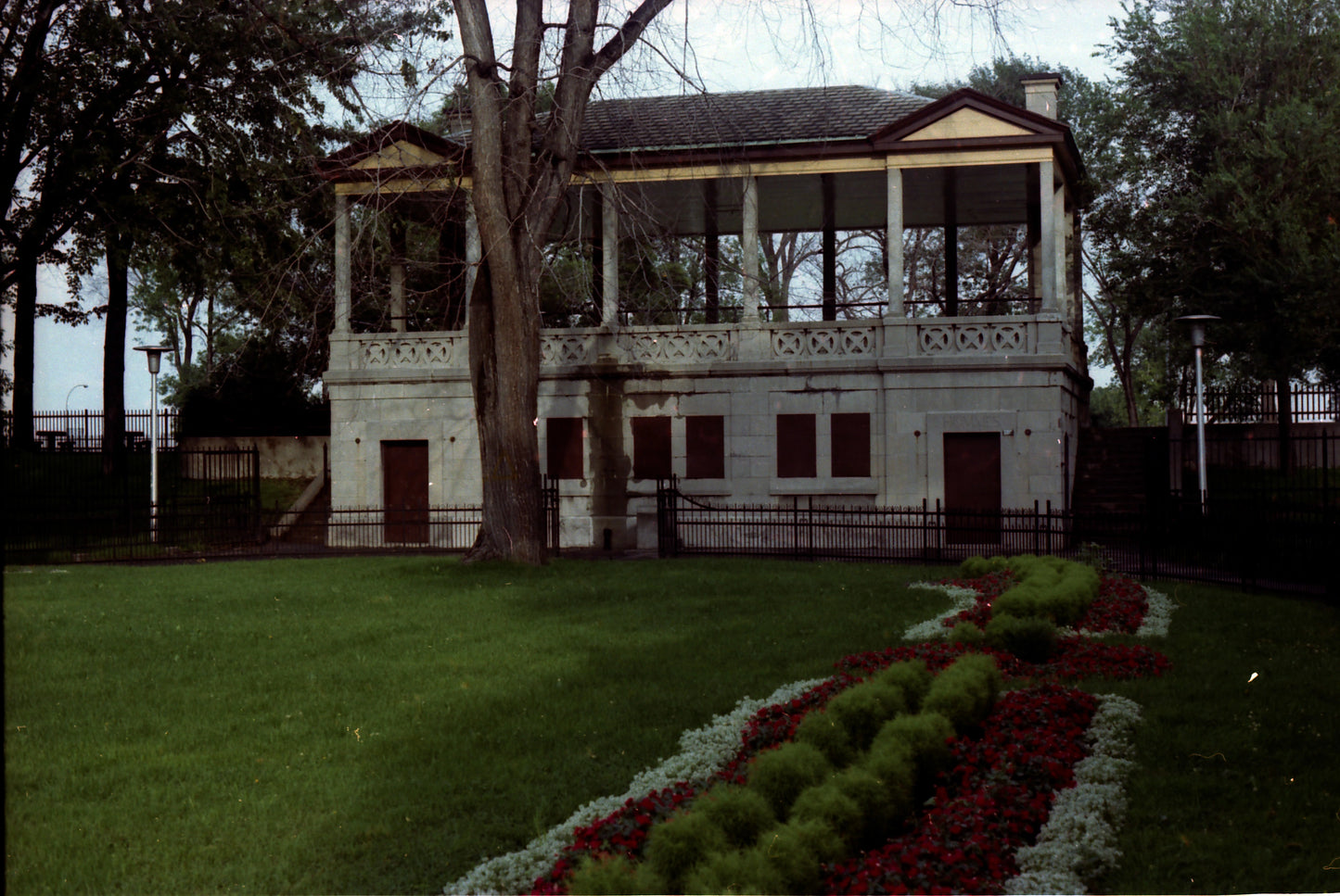 Kiosque du parc Morgan