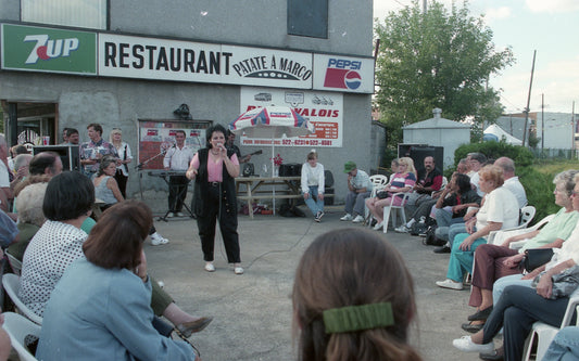 Spectacle sur la Promenade Ontario