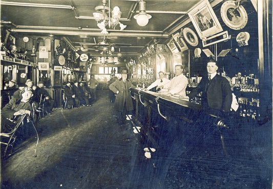 Intérieur d'un bar