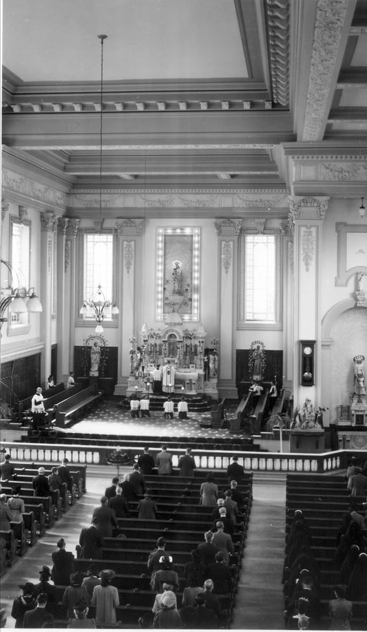 Intérieur de l'église Notre-Dame-des-Victoires