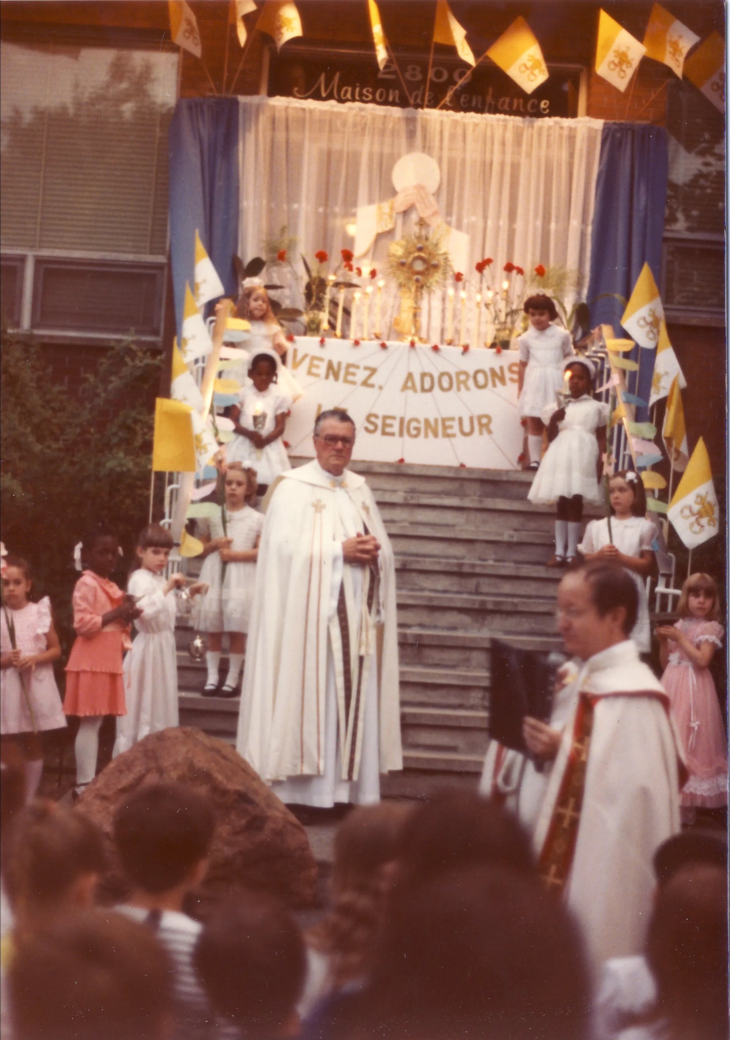 Célébration à la Maison de l'enfance, 1981