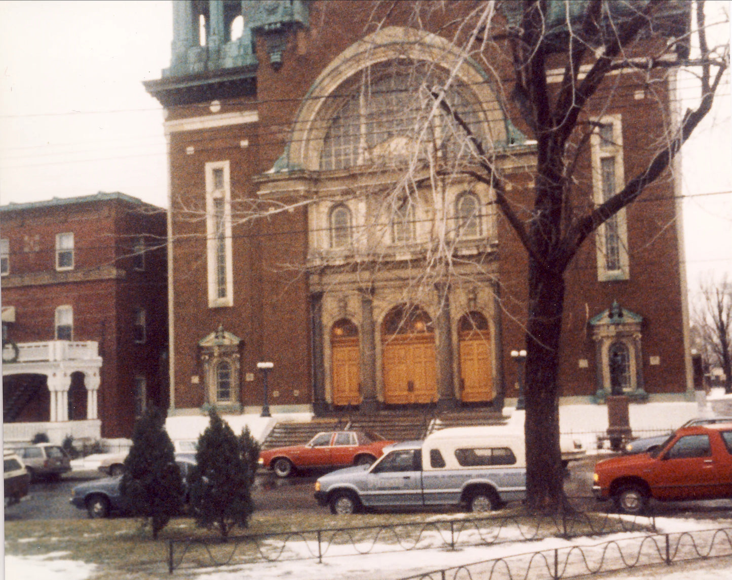 Façade de l'église Notre-Dame-des-Victoires