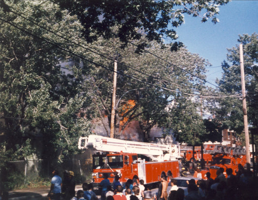 Incendie de l'ancien aréna Dickson