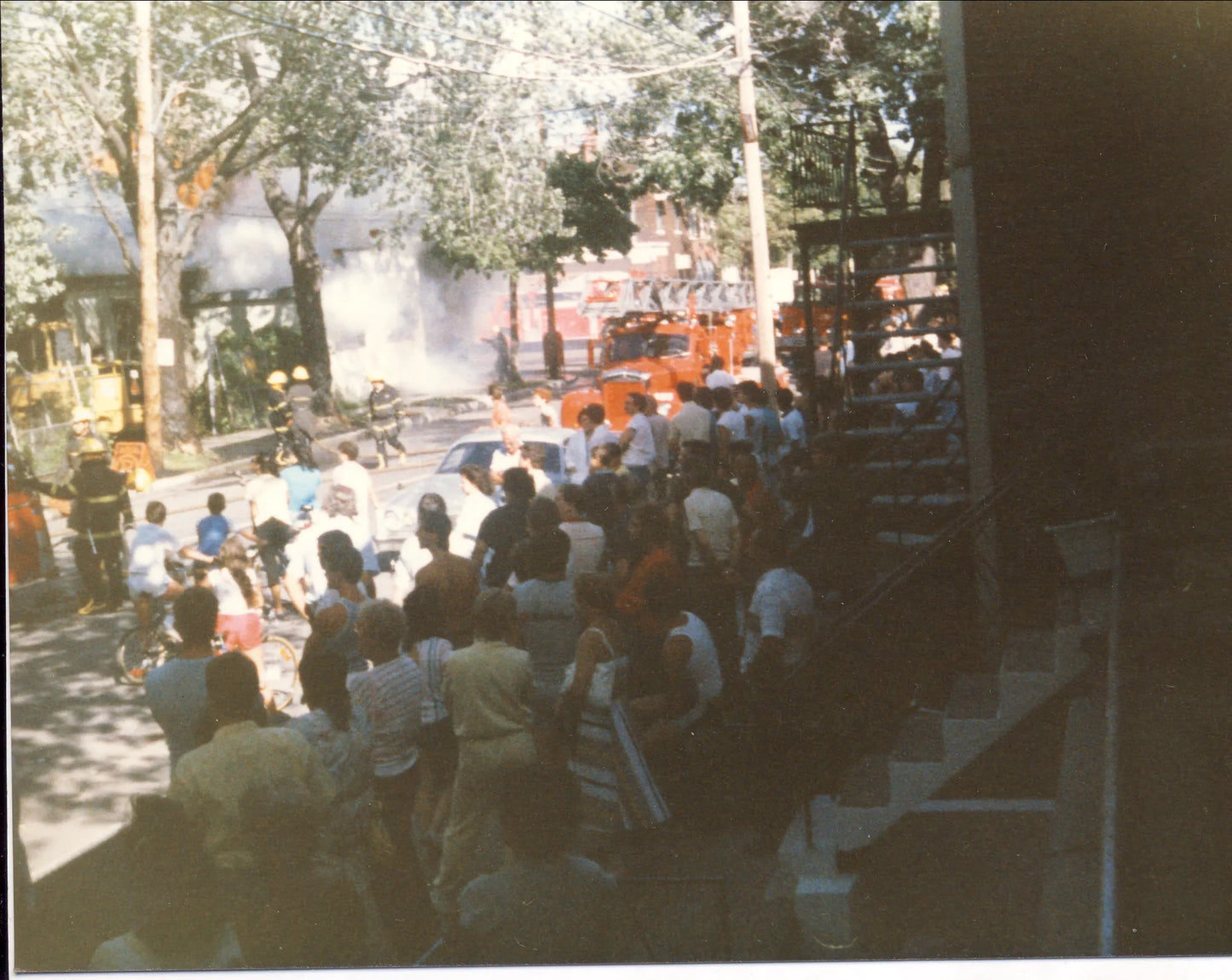 Incendie de l'ancien aréna Dickson