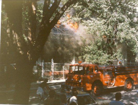 Incendie de l'ancien aréna Dickson