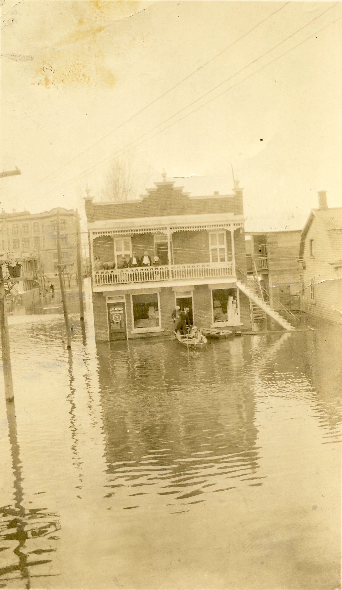 Inondation de 1928, rue Lecourt