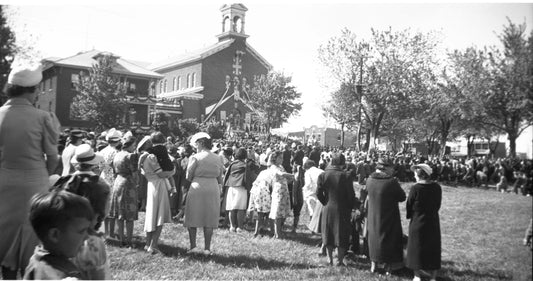 Fête-Dieu. Église à identifier