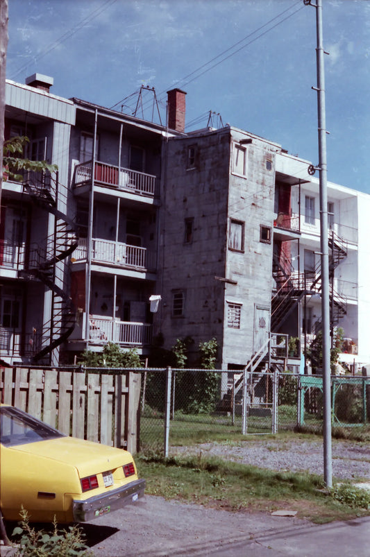 Arrière de triplex inconnu