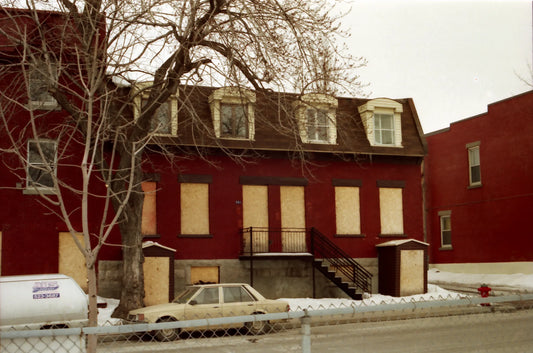 Bâtiment barricadé 561 av. Jeanne d'Arc