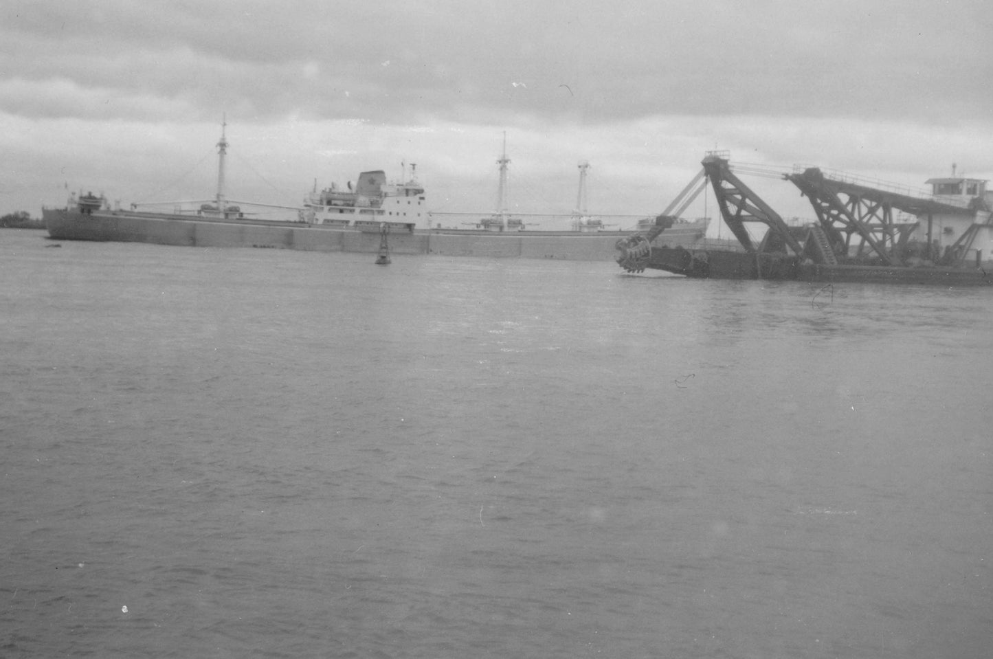 Construction du pont-tunnel Hippolyte-Lafontaine