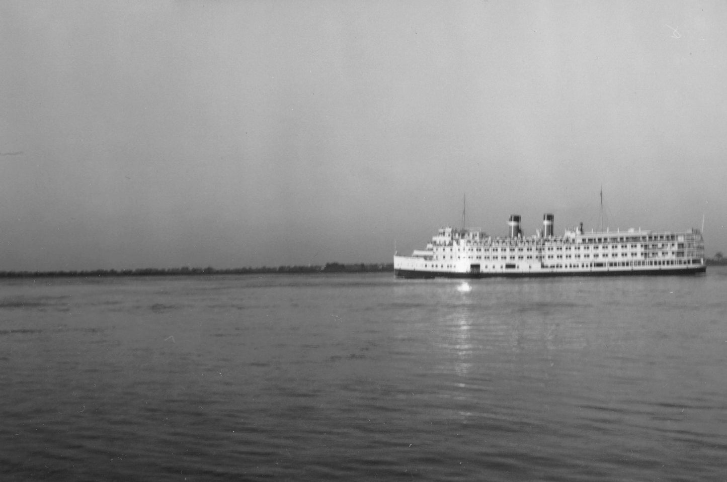 Bateau de croisière sur le St-Laurent