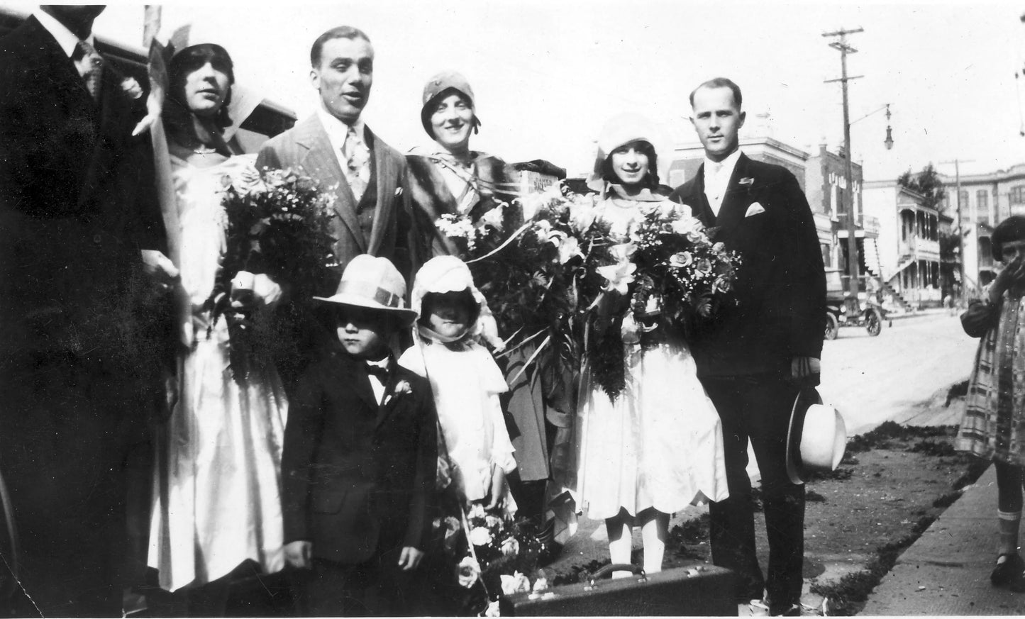 Alexandre St-Jean et Gabrielle Lacoste et autres personnes