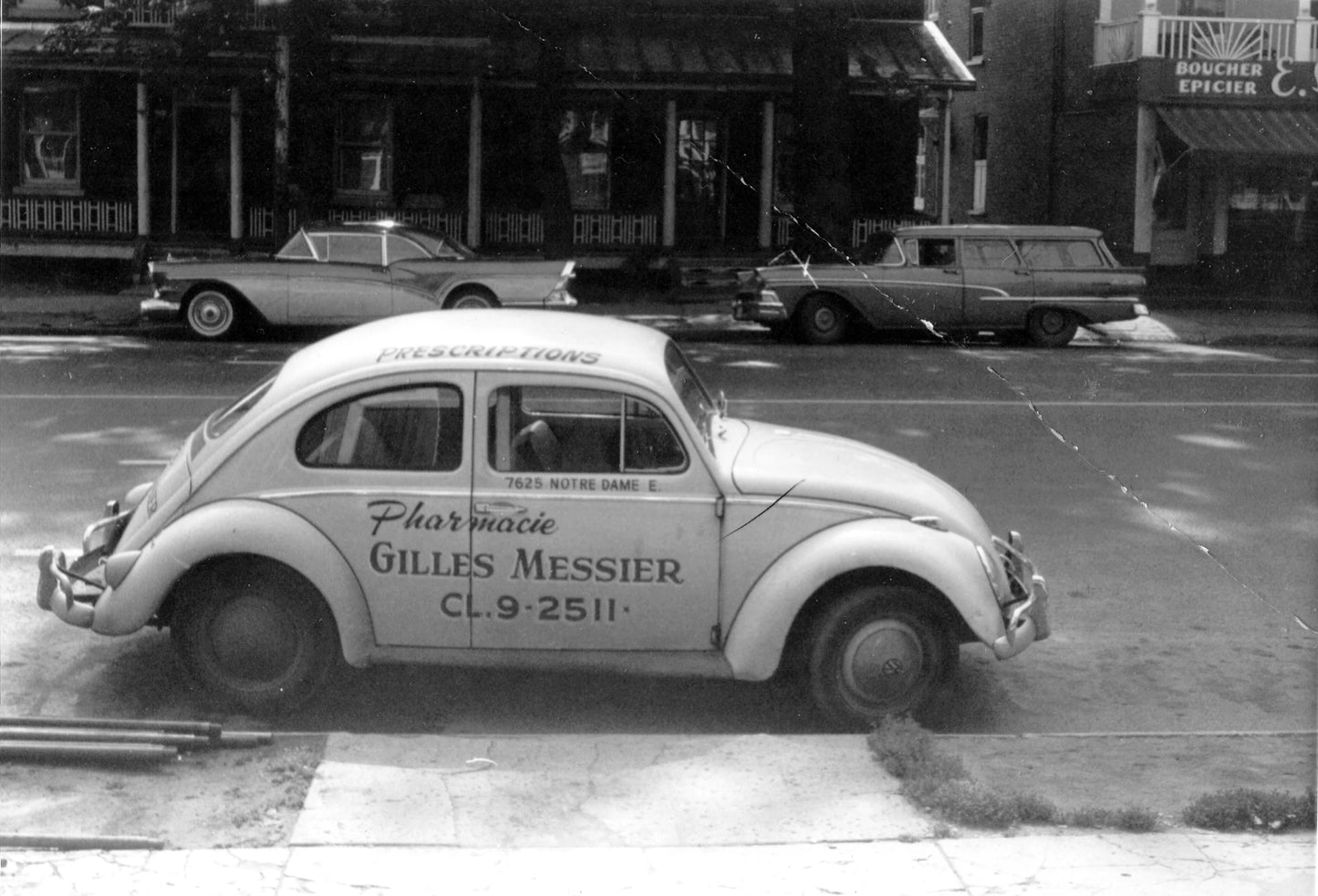 Véhicule de livraison, Pharmacie Messier