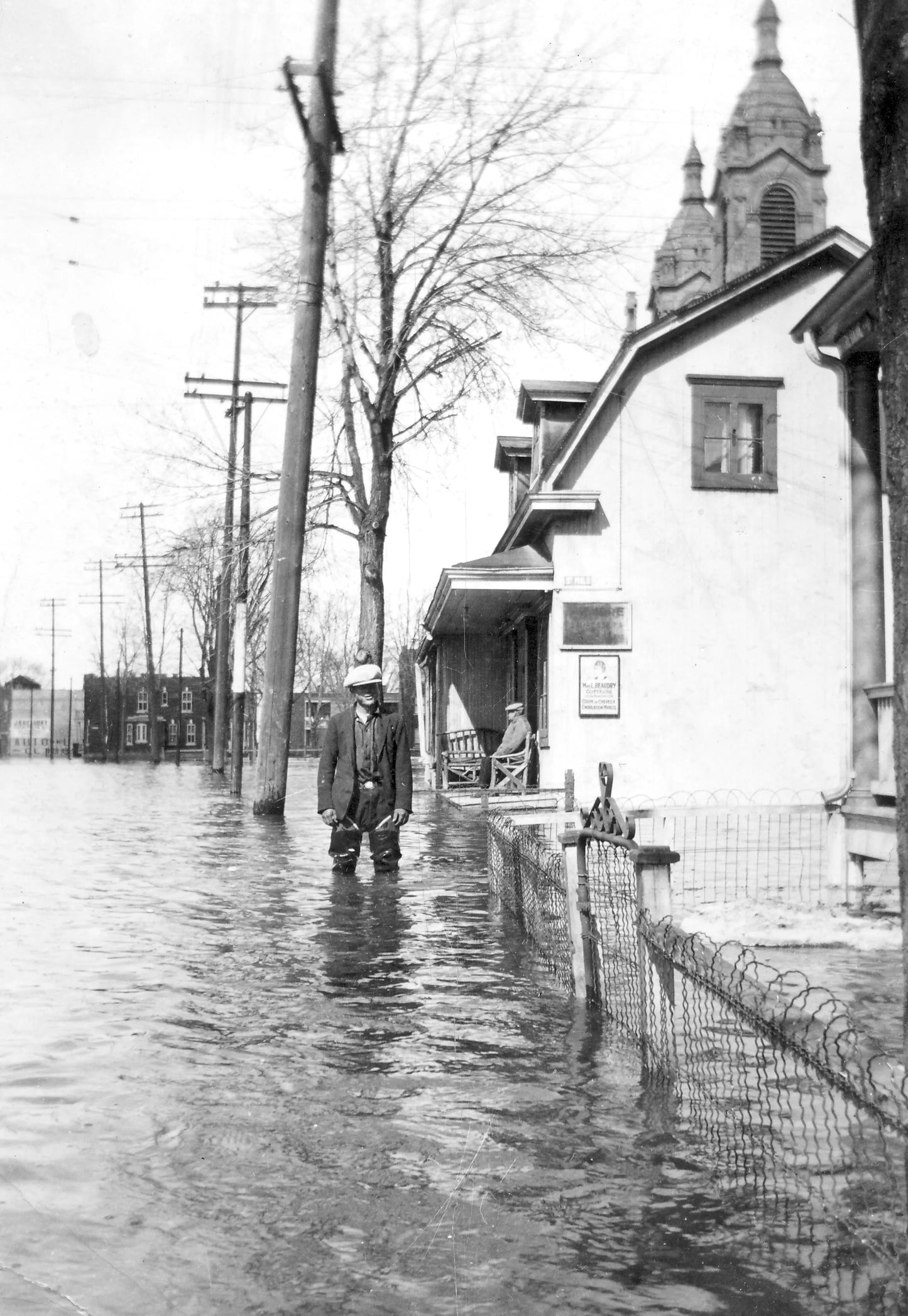 Inondation sur la rue Notre-Dame