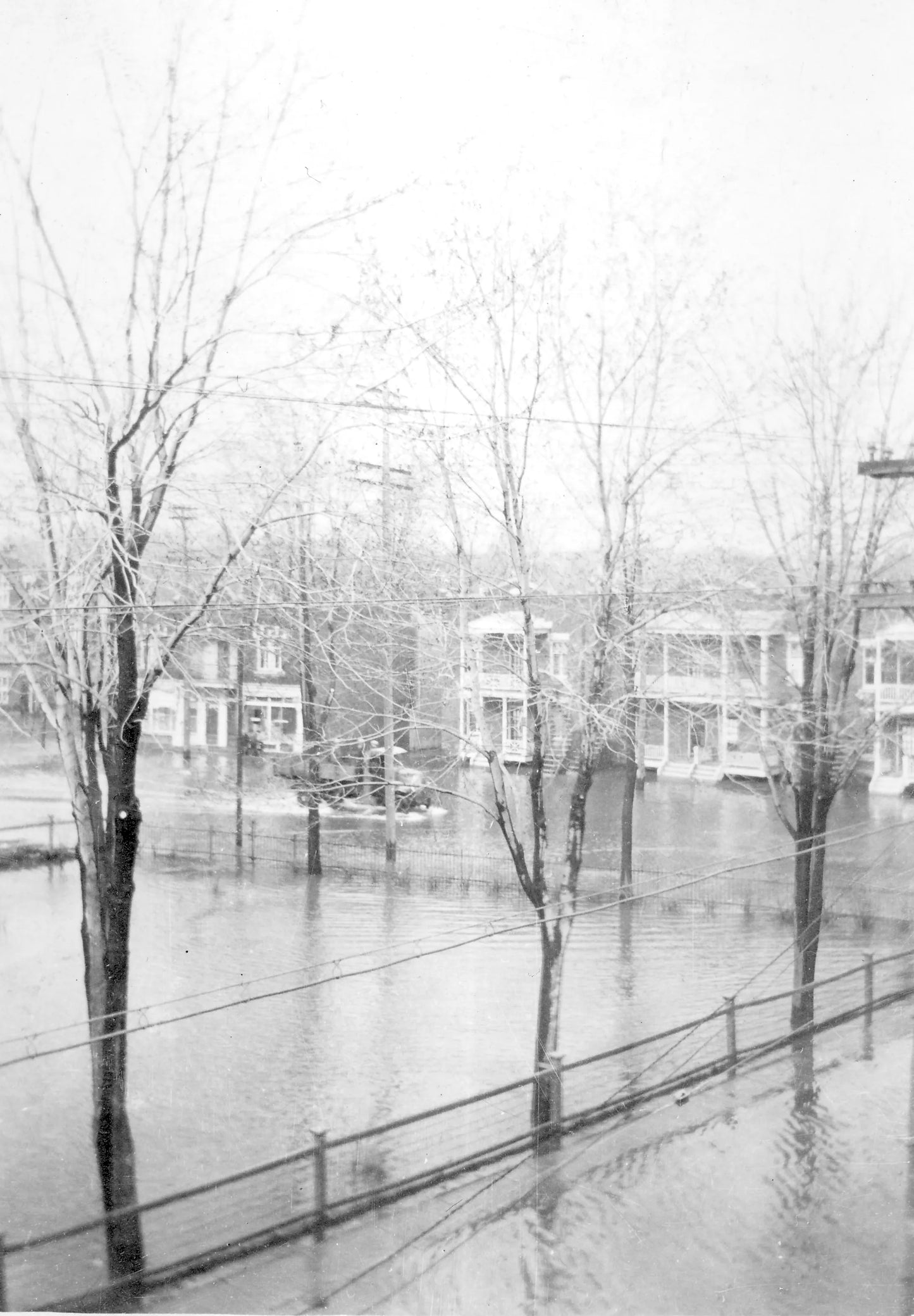 Inondation sur la rue Notre-Dame