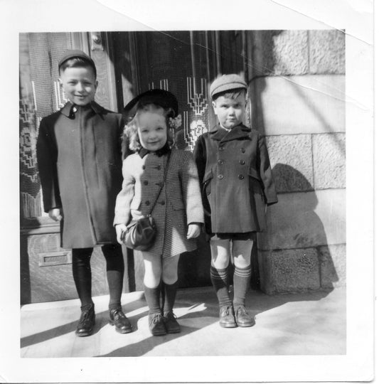 Gilles, Louise et Robert Aubin, 1949