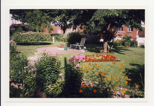 Jardin d'une maison des rue Caty, Bruneau