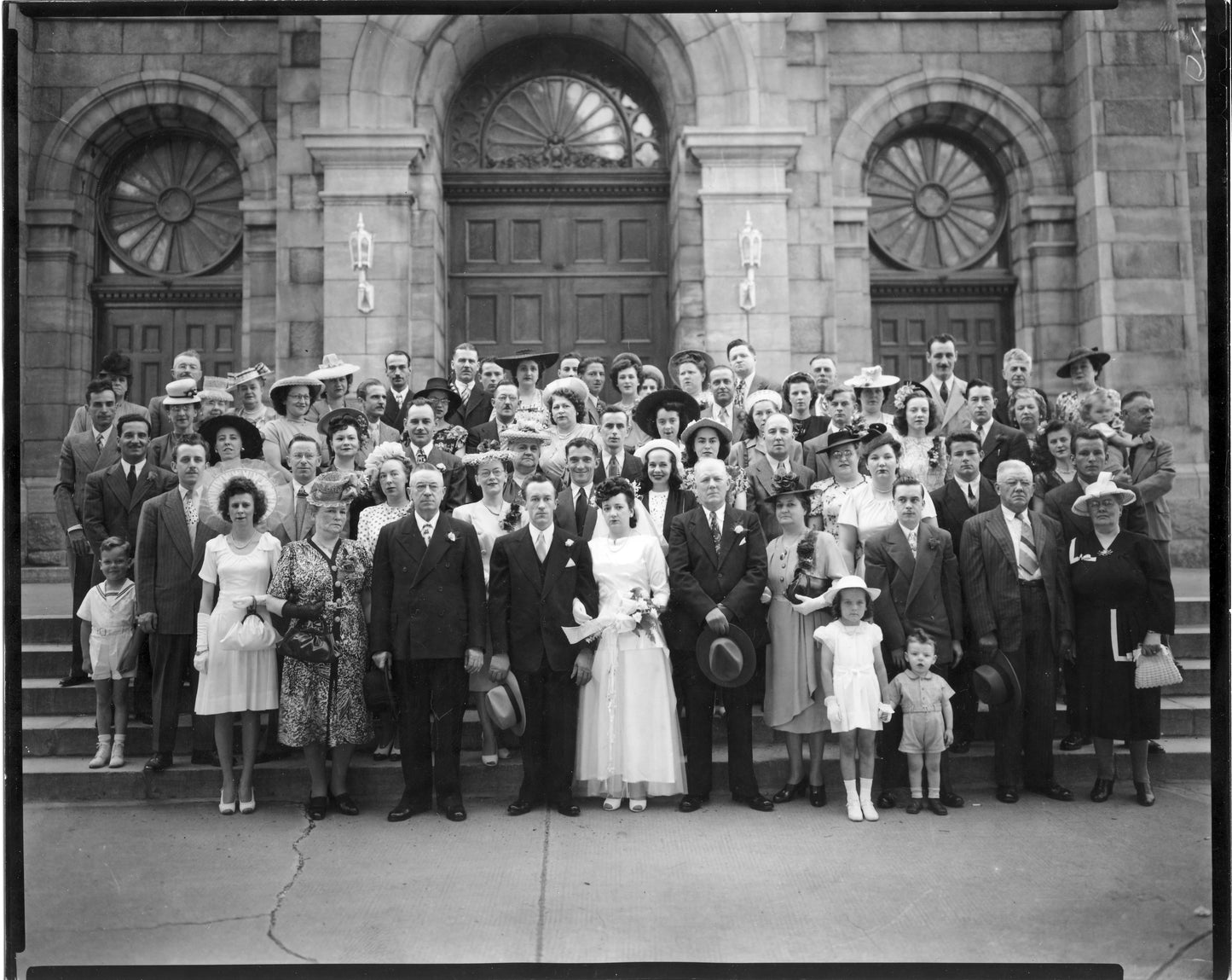 Mariage d’Adrienne Faulkner et de Florimont Bertrand