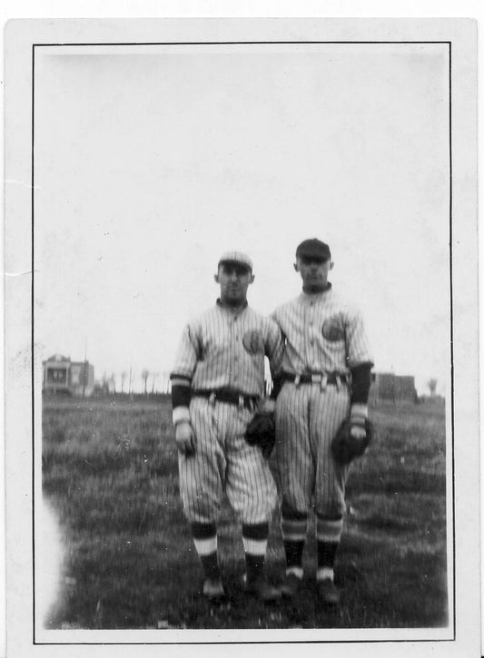 Arthur Faulkner et équipier de baseball