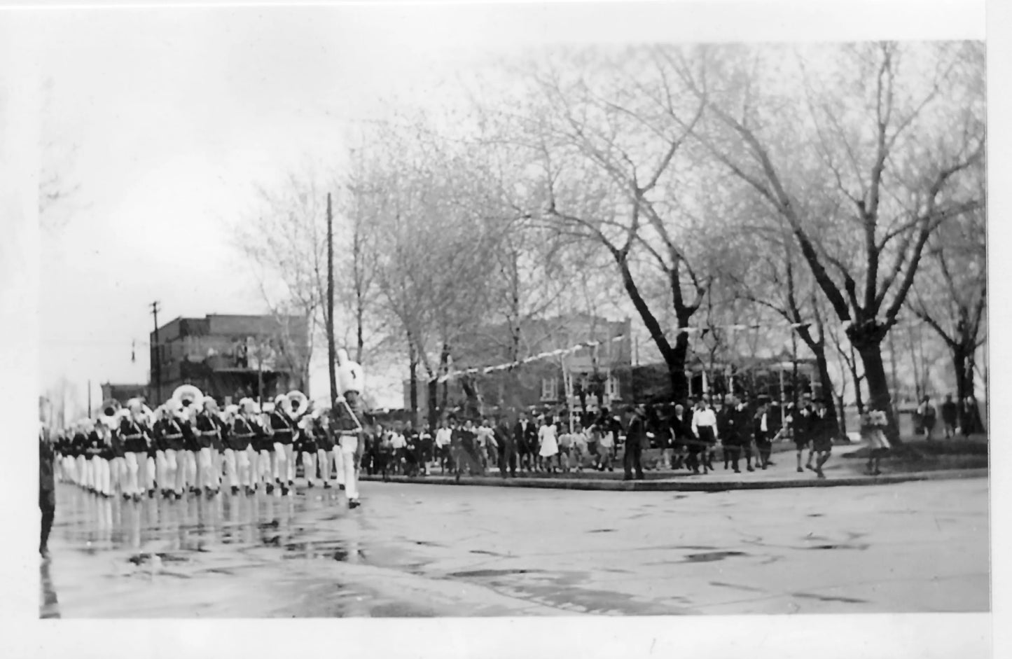 Procession à Notre-Dame-des-Victoires